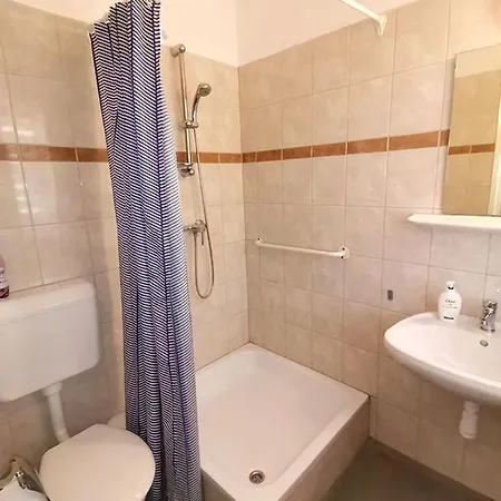 Bed & Breakfast Kamilla Panzio Es Rendezvenyhaz Balmazújváros