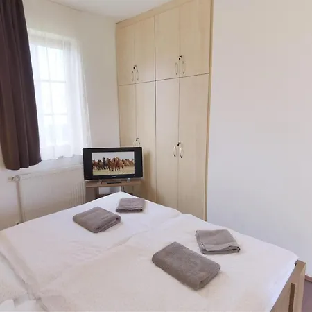 Kamilla Panzio Es Rendezvenyhaz 3* Balmazújváros