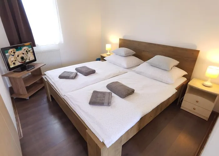 Kamilla Panzio Es Rendezvenyhaz B&B Balmazújváros